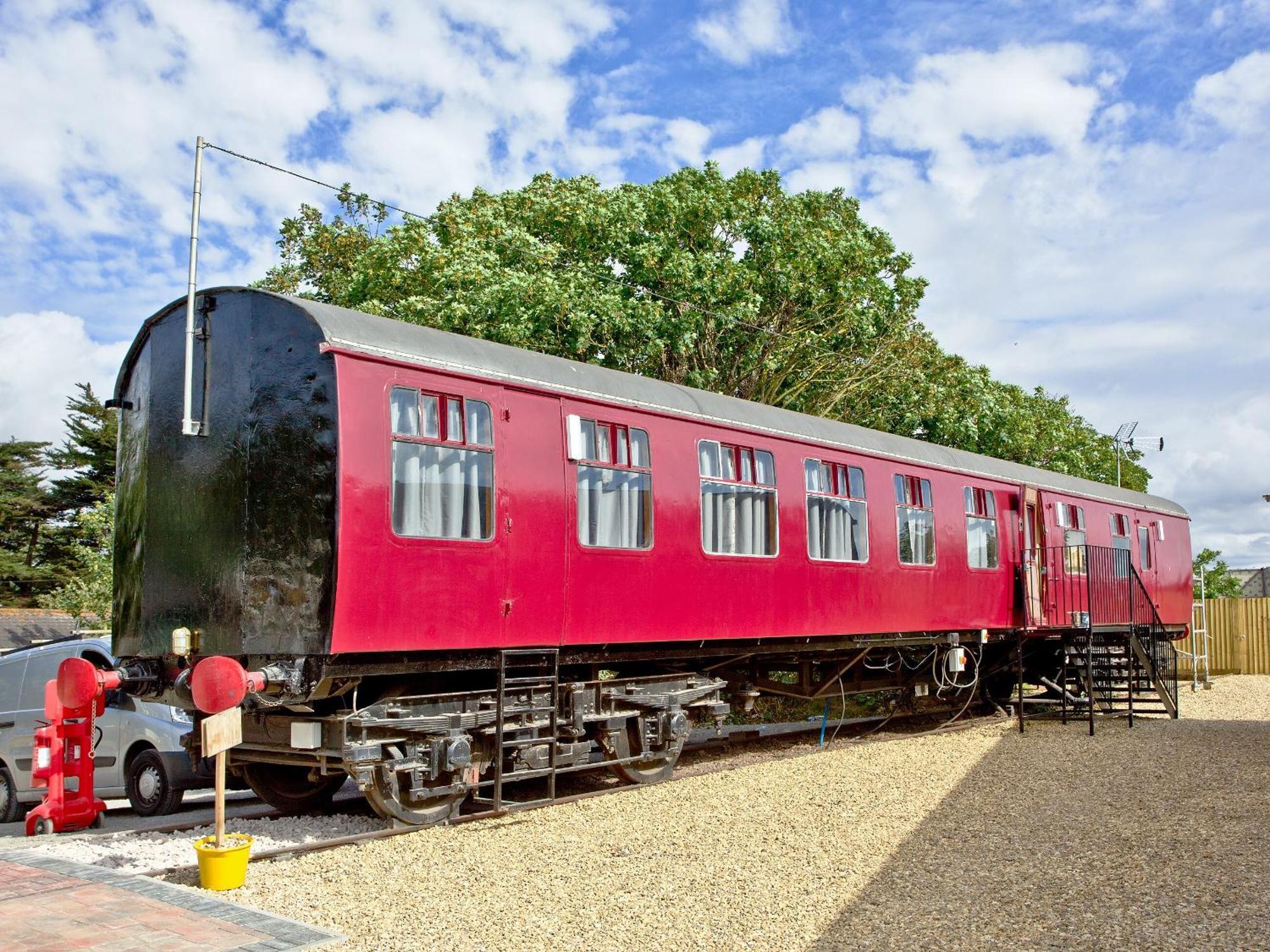 Brunel Boutique Railway Carriage 1 道利什 外观 照片