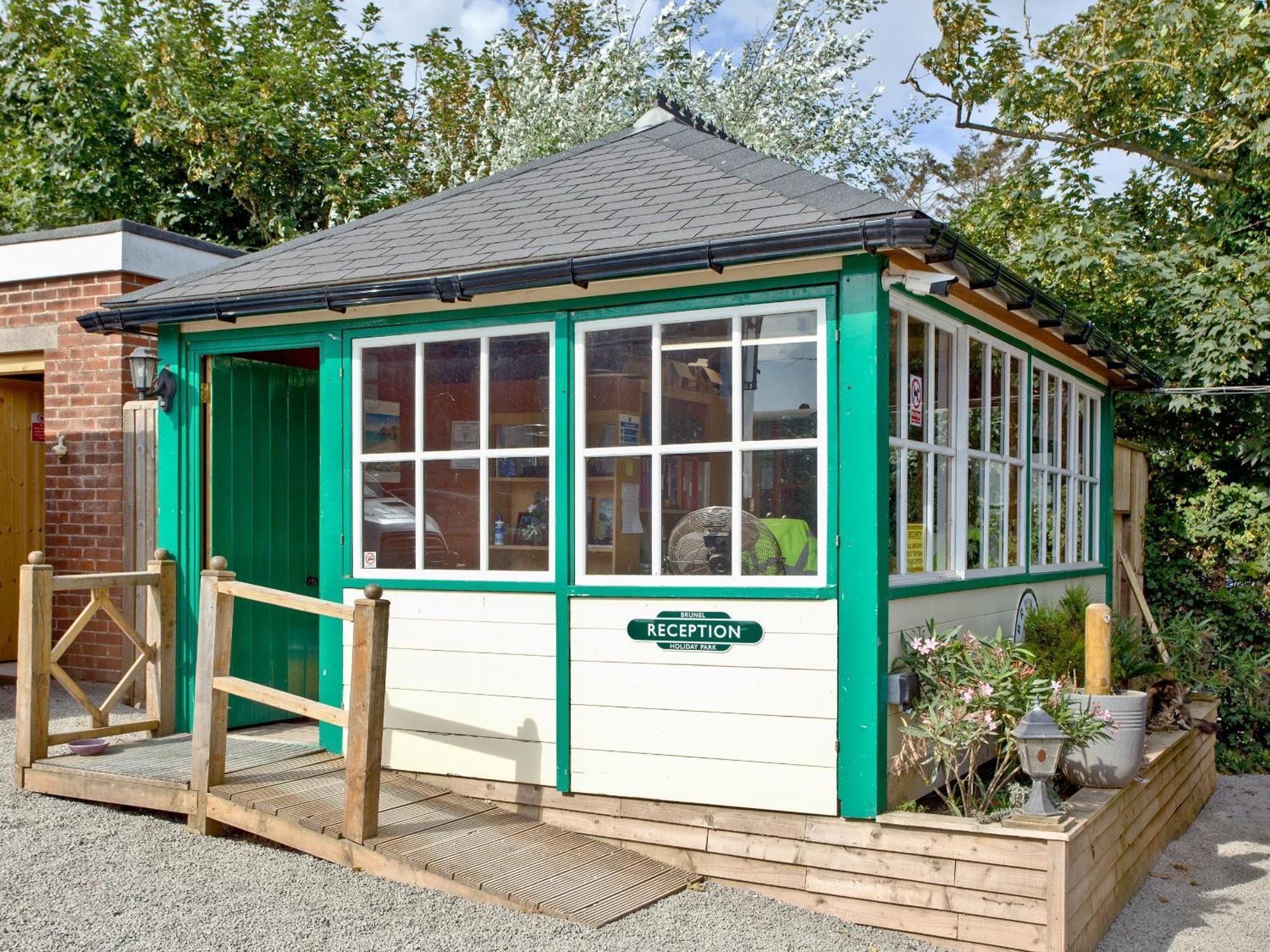 Brunel Boutique Railway Carriage 1 道利什 外观 照片