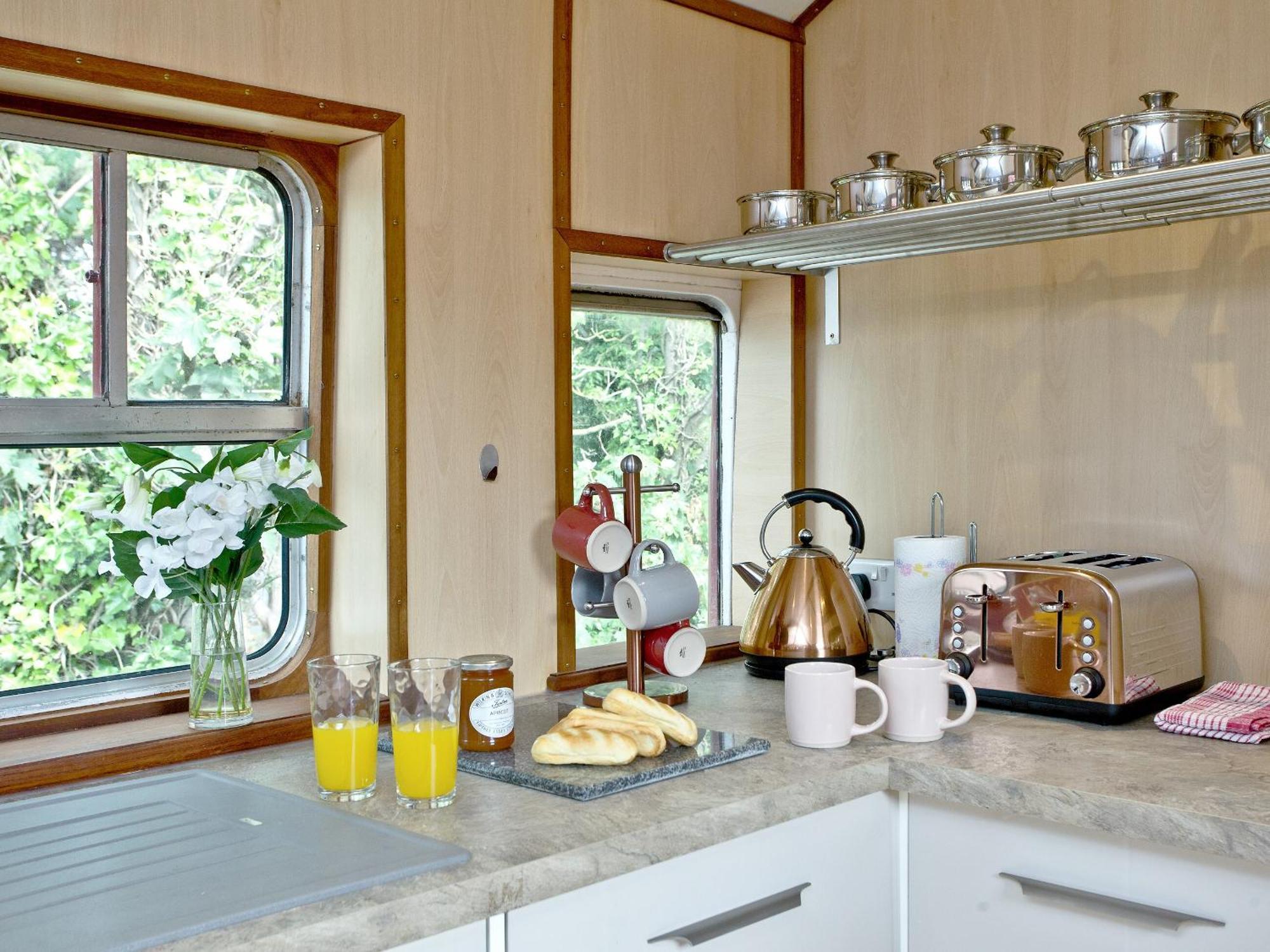 Brunel Boutique Railway Carriage 1 道利什 外观 照片